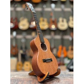Kala Waterfall Ténor Mahogany