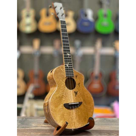 L.luthier "Manga" Ténor