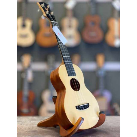 The Rebel Double Cheese Satin Concert